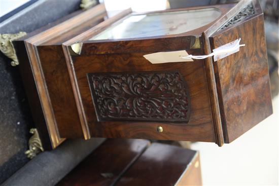 A Victorian figured walnut mantel clock, H.17in.